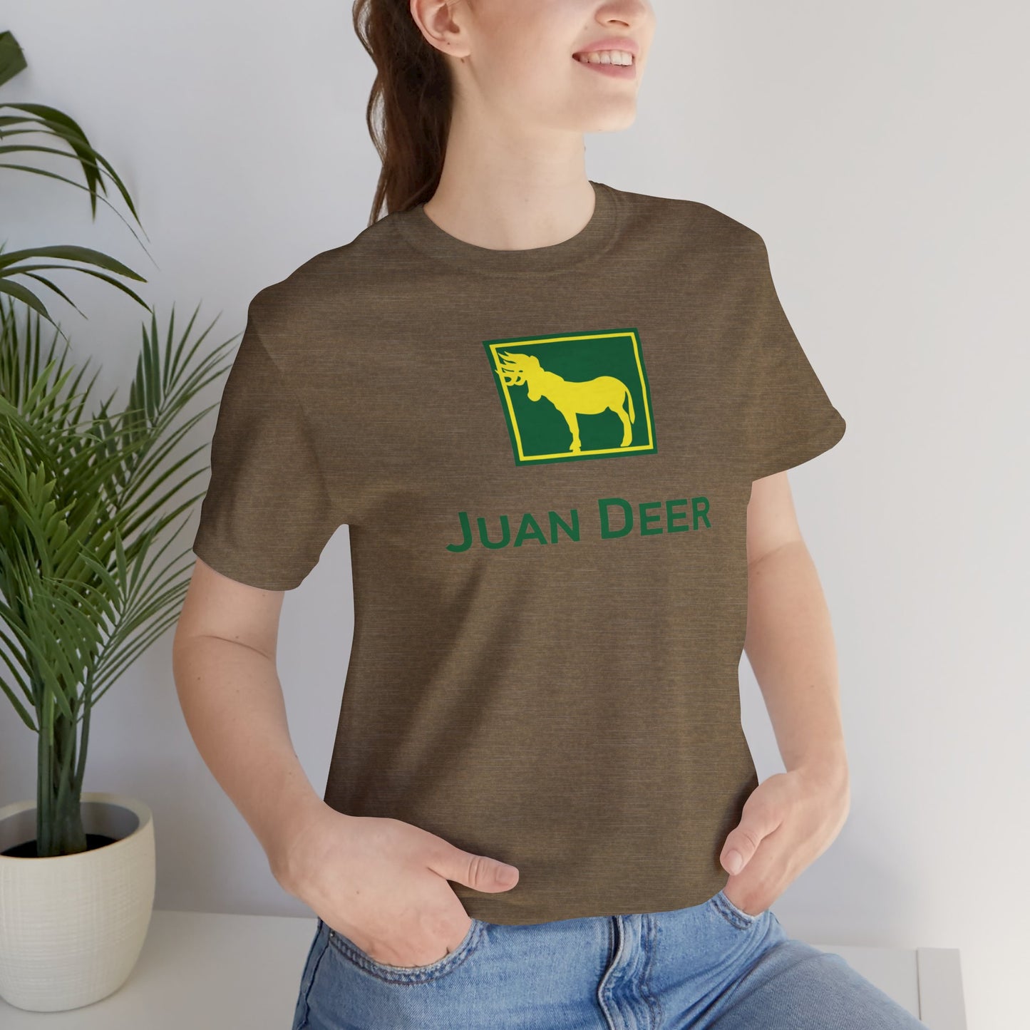 JUAN DEER V2. Unisex Jersey Short Sleeve Tee